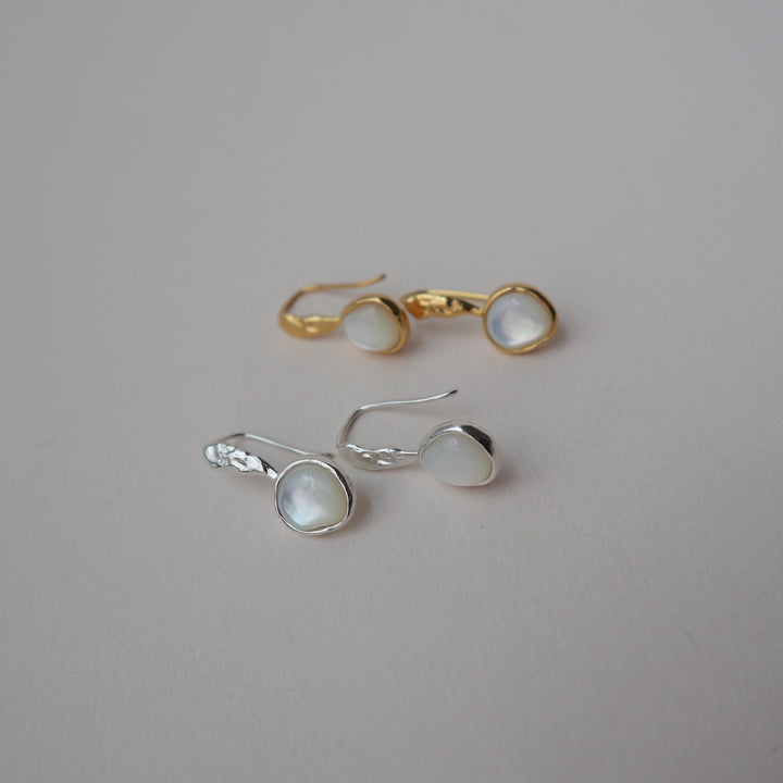 'Sigrid' Shell Drop Earrings
