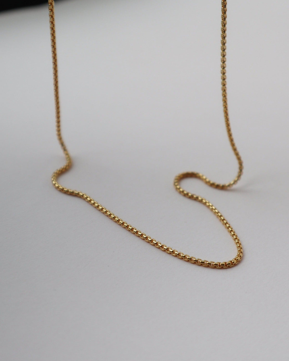 Riley Box Chain