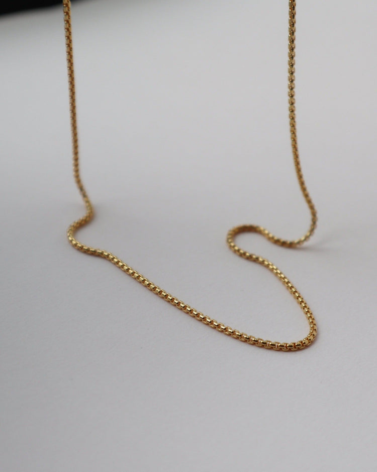 'Riley' Box Chain