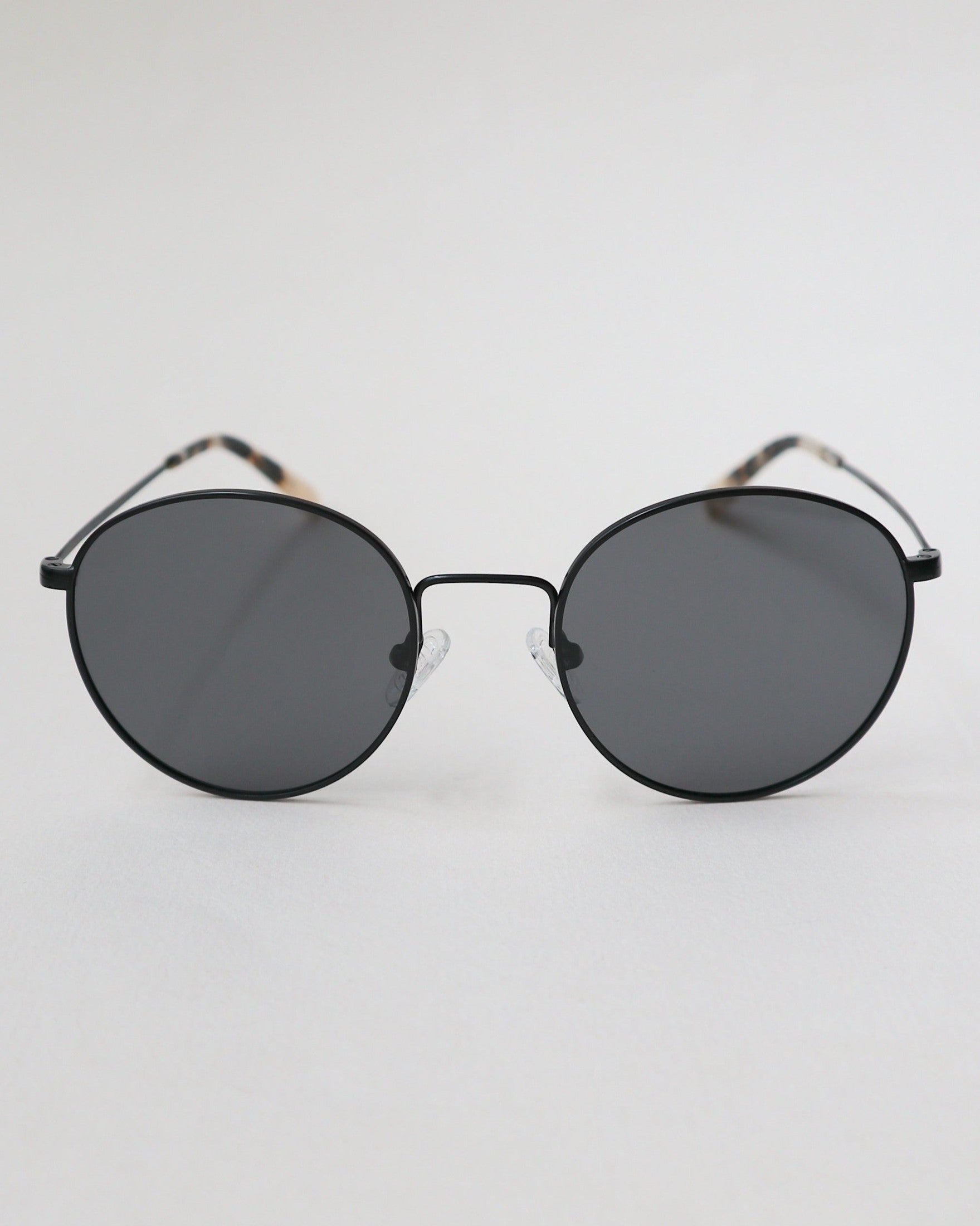 'Henri' Black Metal Sunglasses