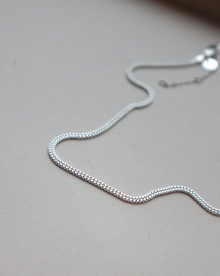 Double Box Choker Chain