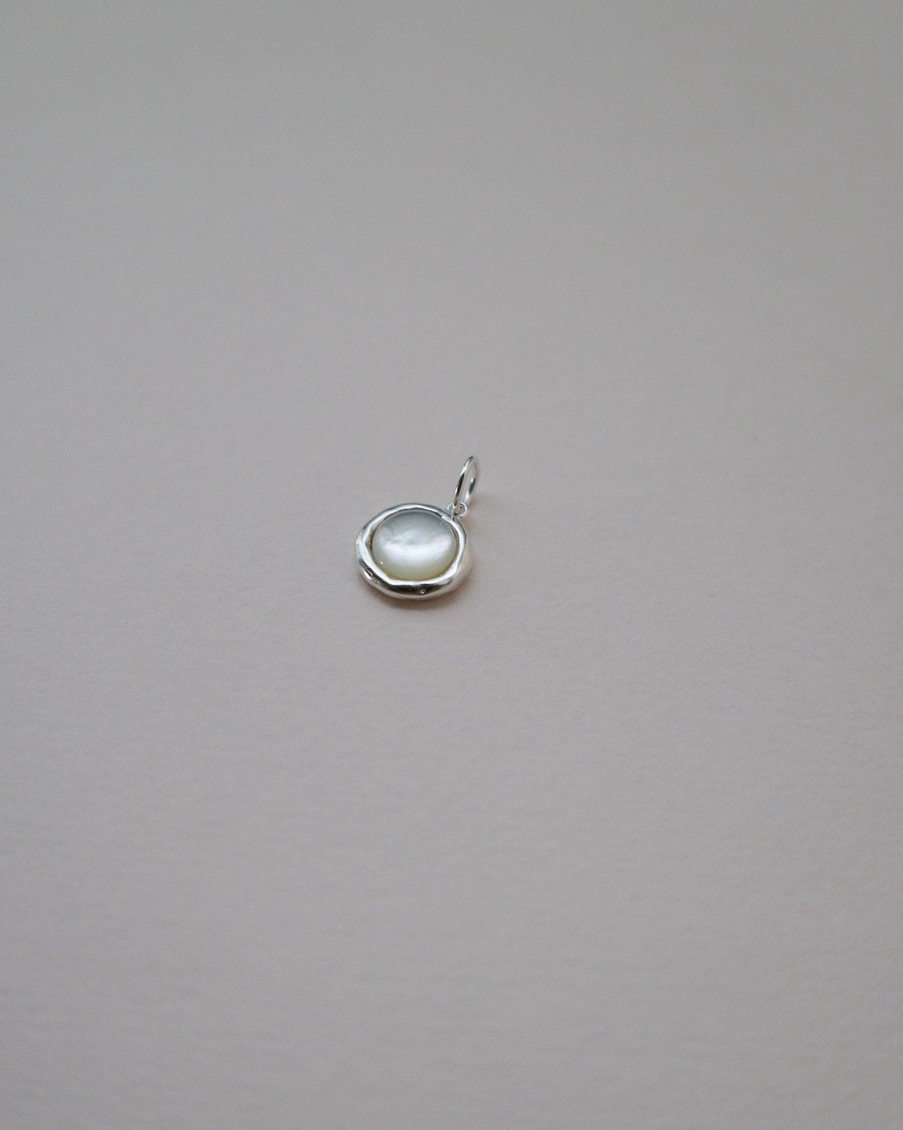 Sigrid Shell Charm