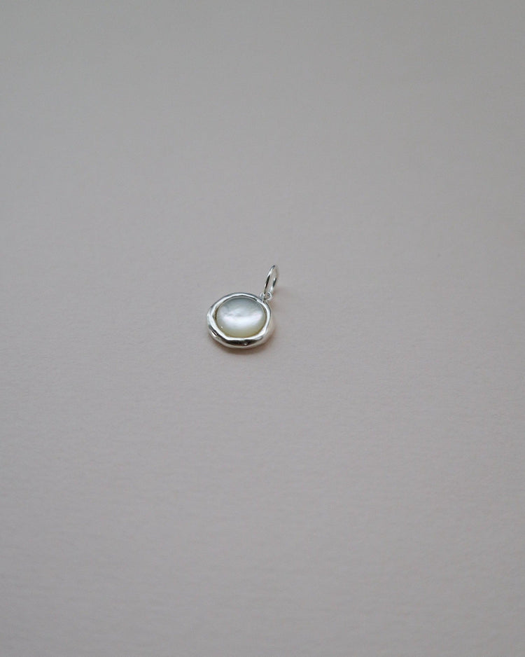 'Sigrid' Shell Charm