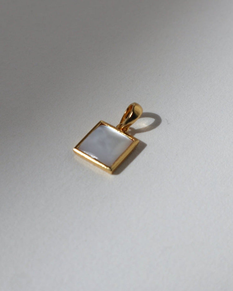 'Saoirse' Shell Charm