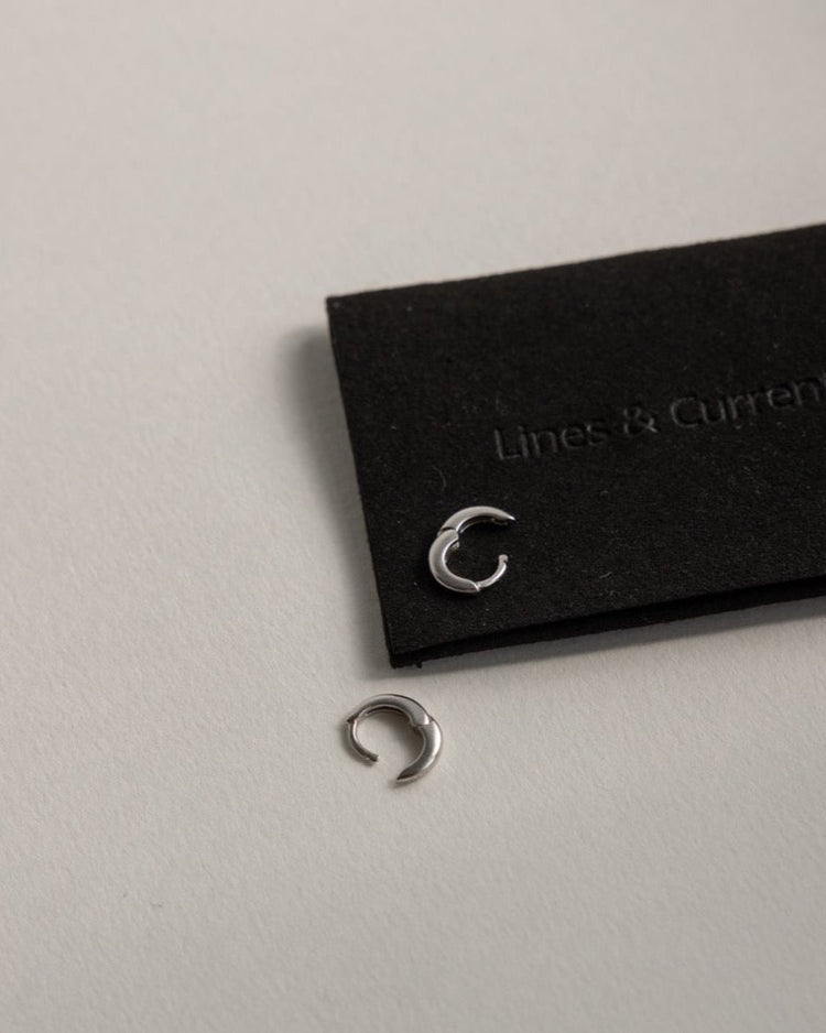 'Habit' 6 Micro Single Huggie