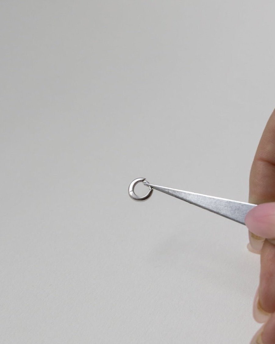 Habit 6 Micro Single Huggie