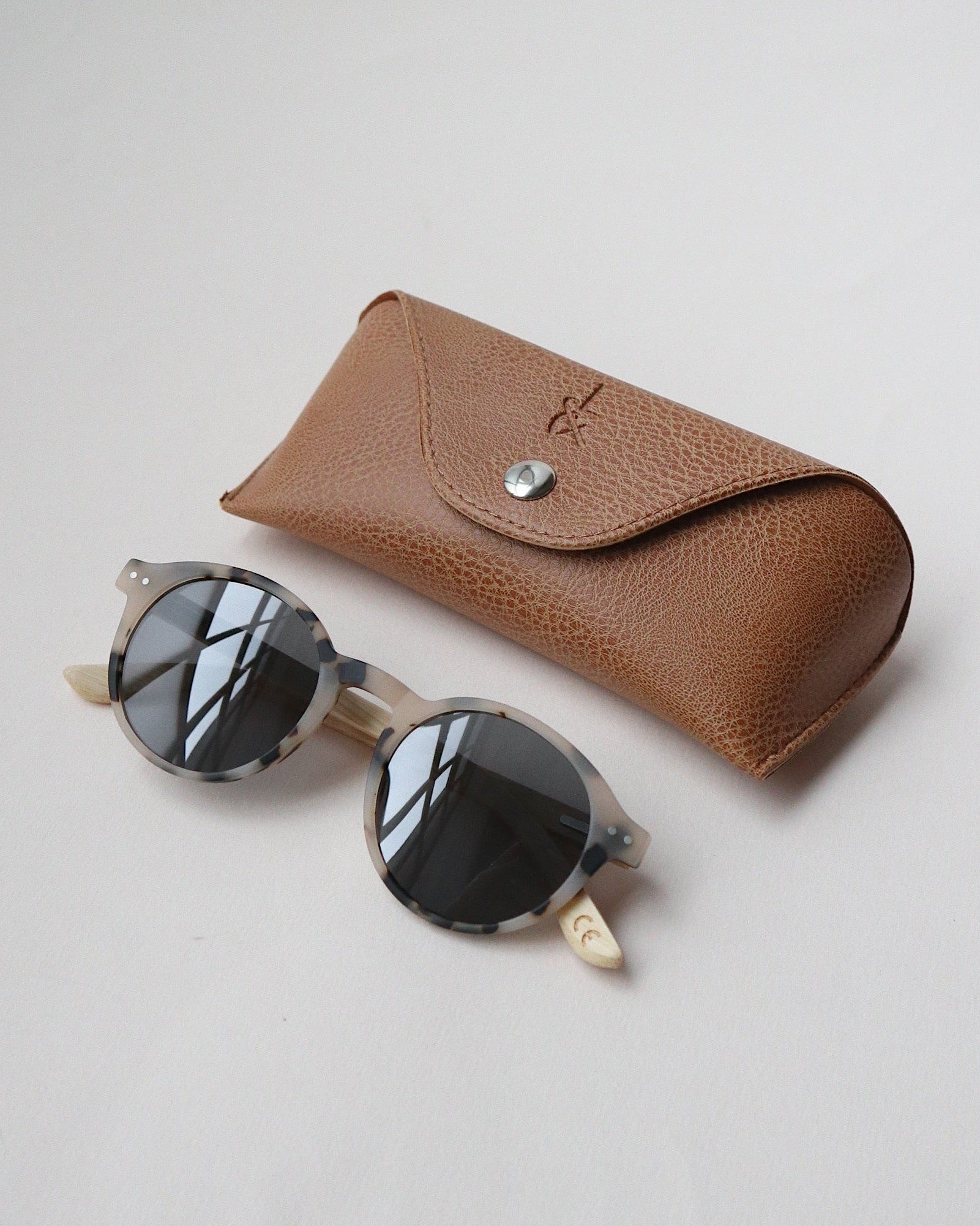 'Harriet' Blonde Tortoise Shell Bamboo Sunglasses