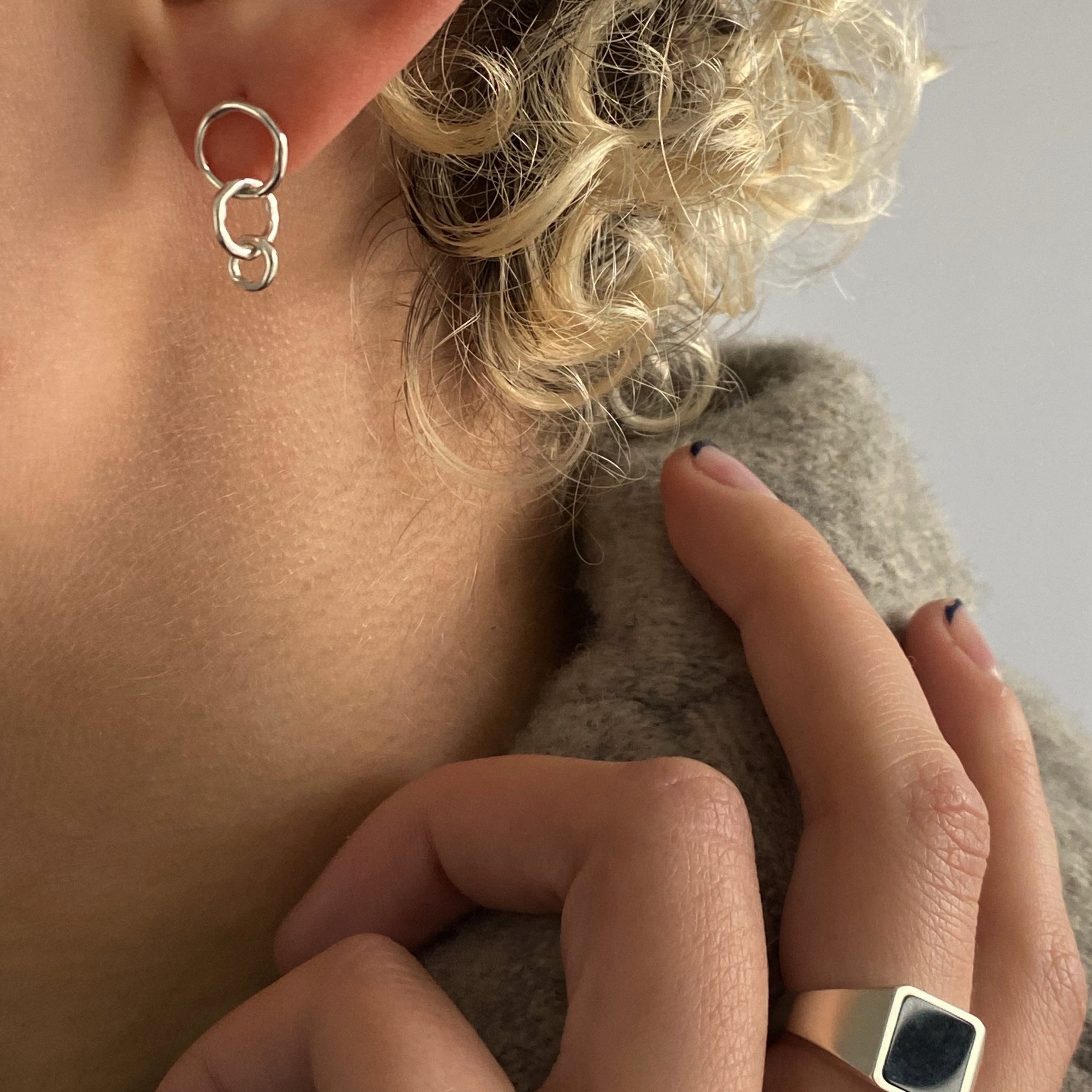 'Frieda' Interlocked Ring Earring Studs