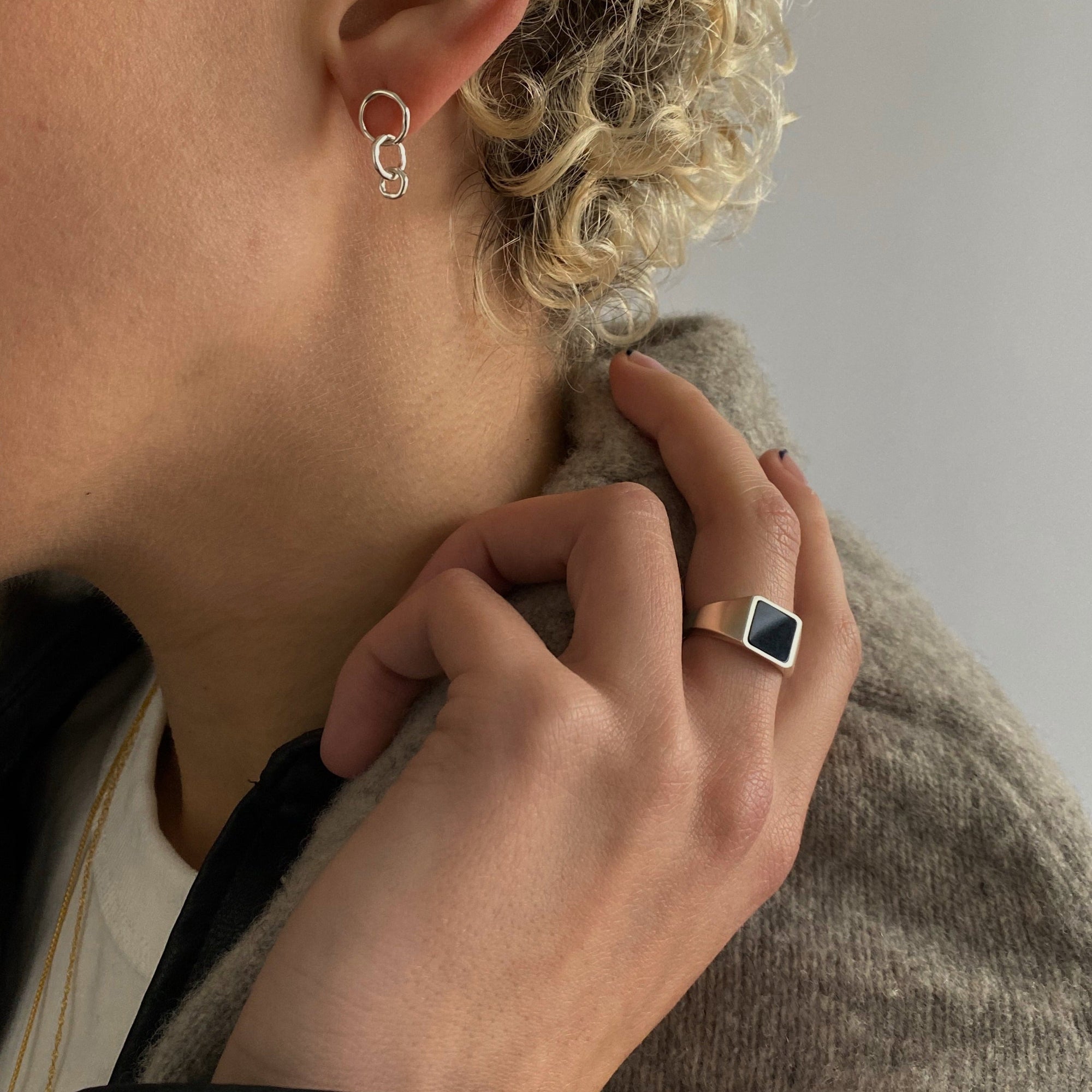 &#39;Frieda&#39; Interlocked Stud Earrings