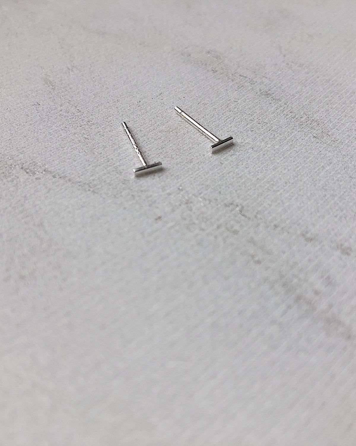 Mia Mini Bar Stud Earrings