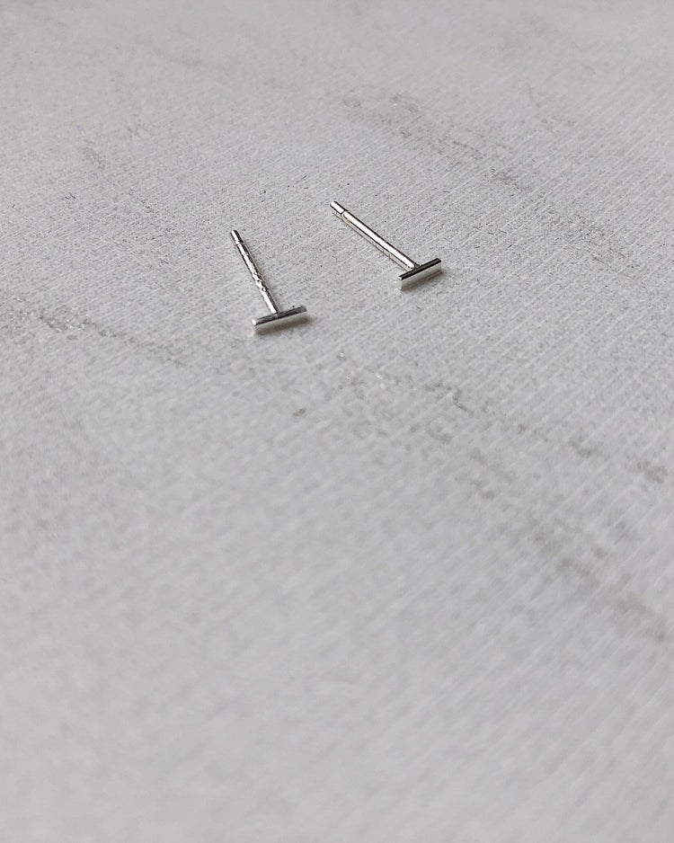 'Mia' Mini Bar Stud Earrings