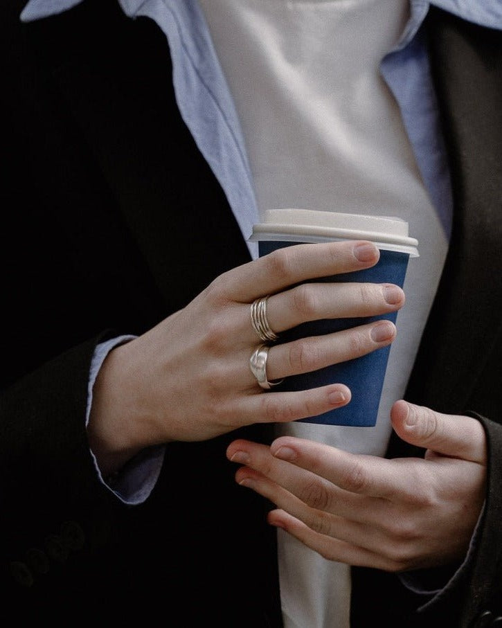 'Lennon' Interlinked Ring – LINES AND CURRENT