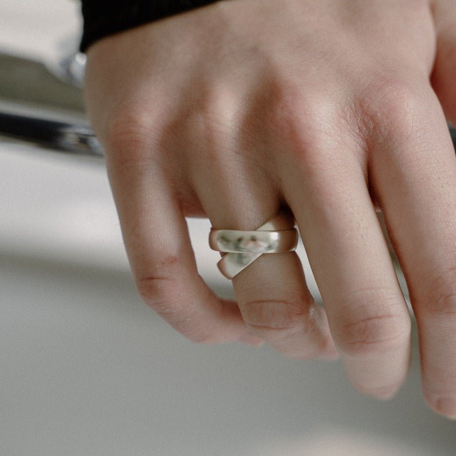 'Lennon' Interlinked Ring