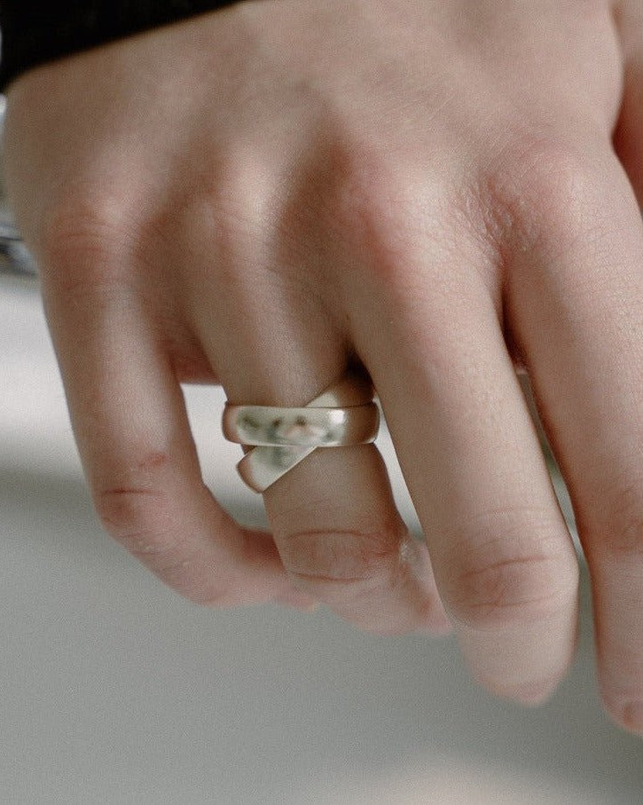 'Lennon' Interlinked Ring