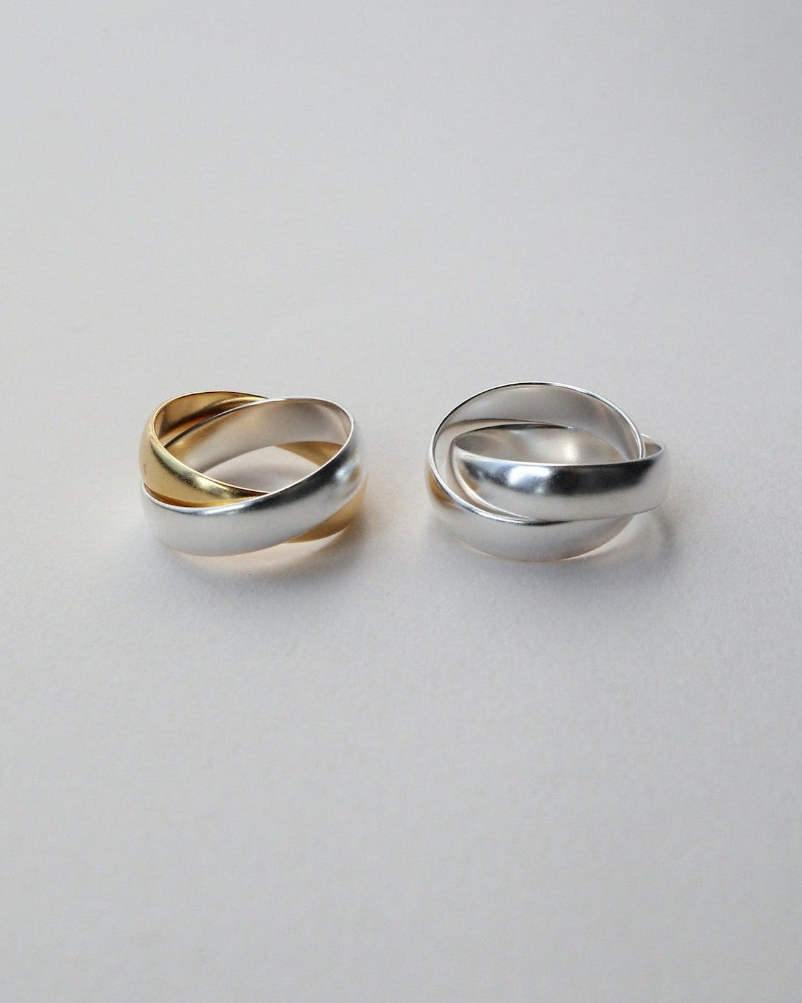 'Lennon' Interlinked Ring – LINES AND CURRENT