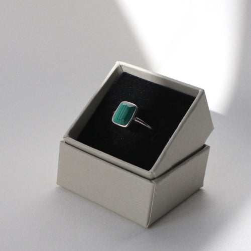 'Monroe' Green Malachite Ring - Lines & Current
