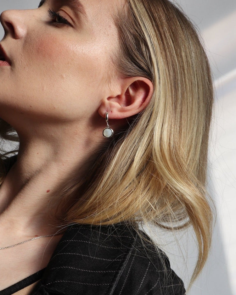 'Sigrid' Shell Huggies