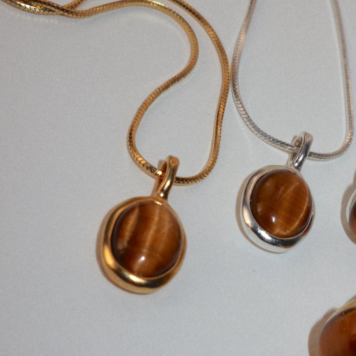 the tigers eye oval necklace 335255